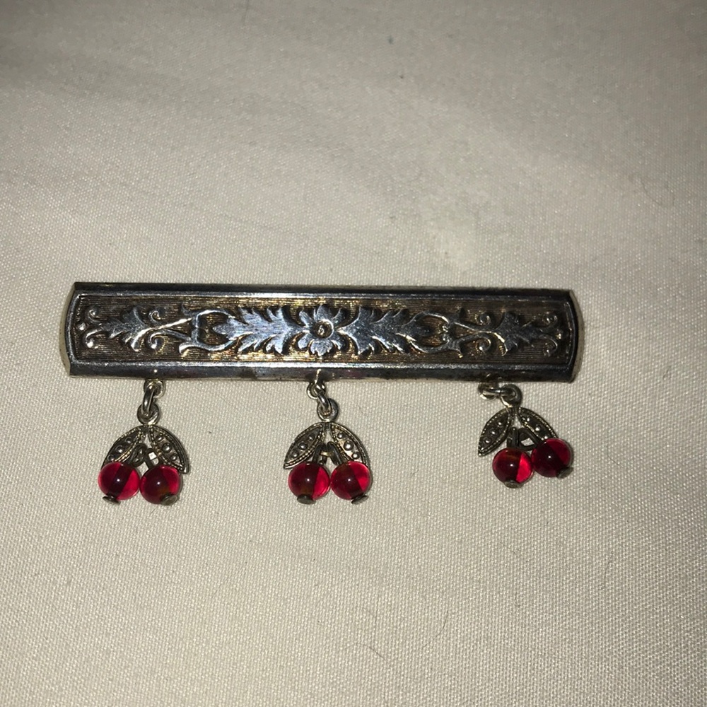 Bar pin